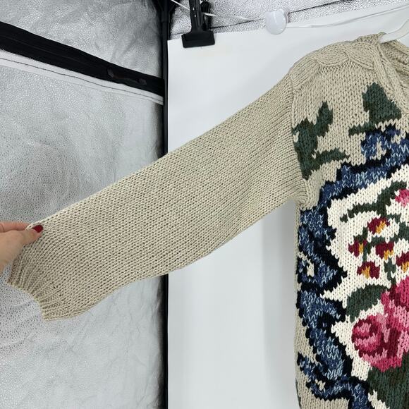 Vintage One Step Up Womens Chunky Sweater Size M Hand Knit Floral Graphic Boho - Picture 5 of 9